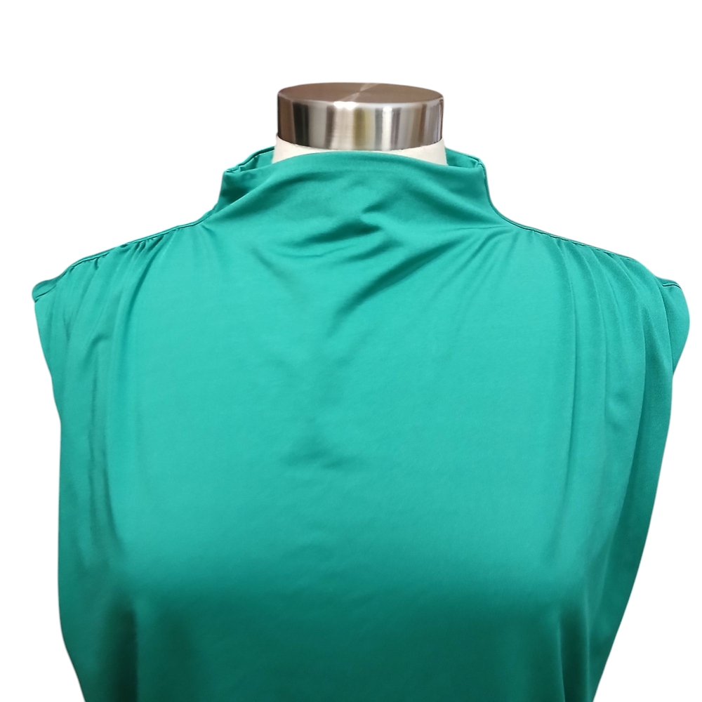Aqua | Kelly Green Ruched Fitted Blouse with Mandarin Collar Size XL - Picture 3 of 6